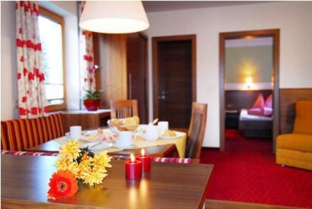 Apart Austria Aparthotel Mayrhofen Bagian luar foto