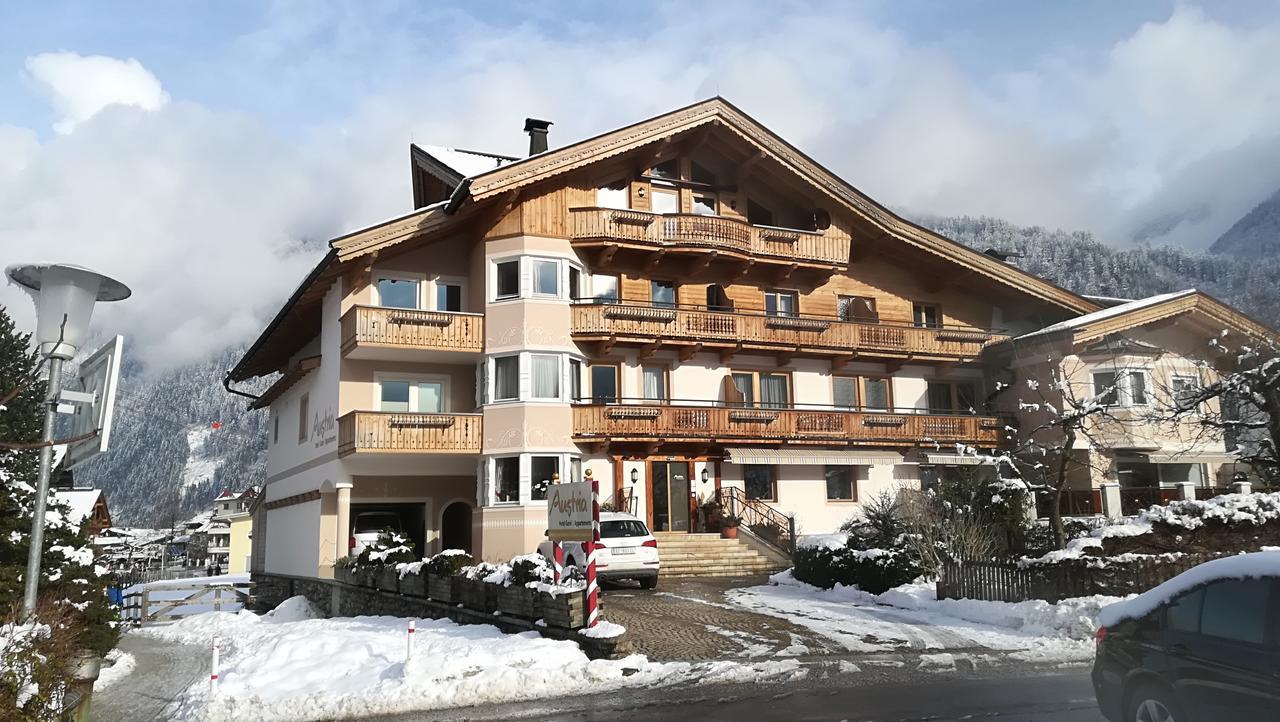 Apart Austria Aparthotel Mayrhofen Bagian luar foto